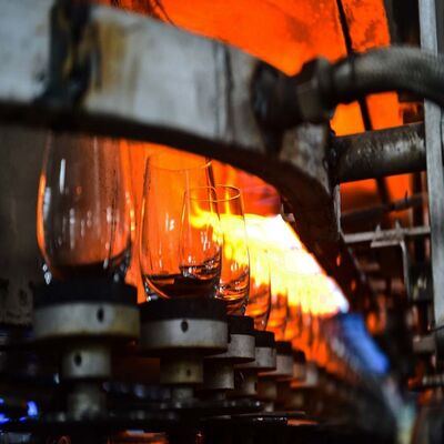 خرید خط تولید شیشه رومیزی 60 تن در روز - گیلاس شفاف برای استفاده روزمره online manufacture